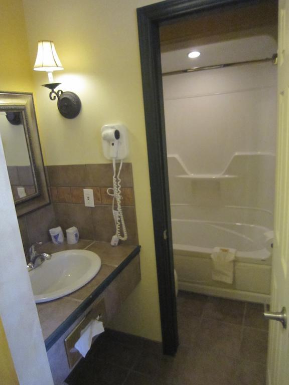 Best Northern Motel And Restaurant Wawa Quarto foto